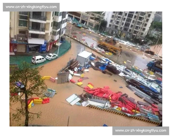 台风追至深圳：思念跨越千里的告白