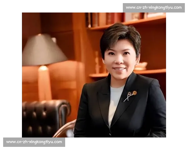 邓亚萍走进印刷学院附小：体育教会孩子 “输得起” 的人生哲学